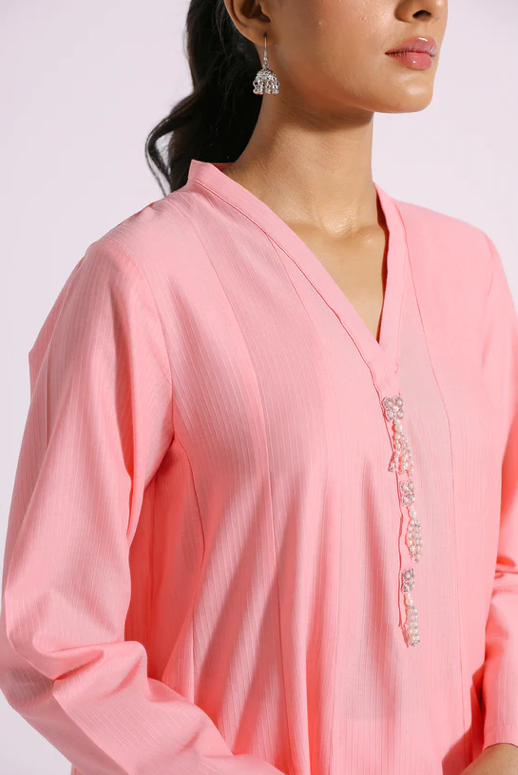 Pink yarn dyed frock