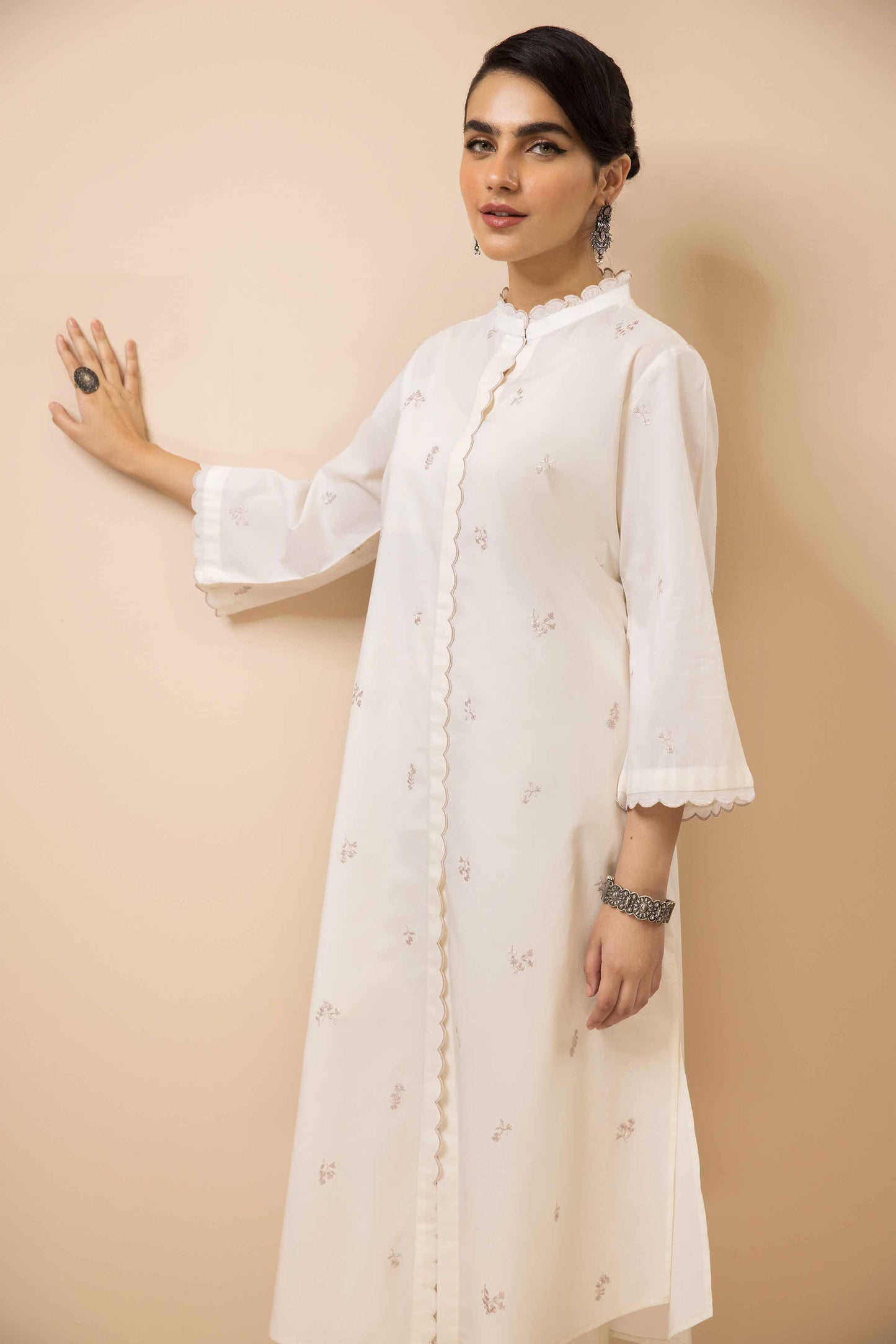 Ivory embroidered suit