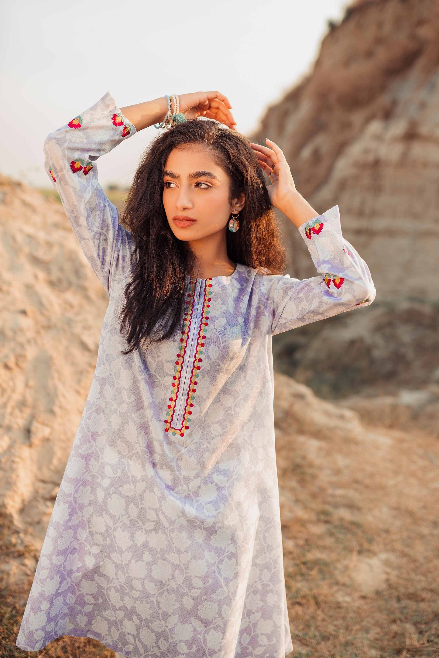 Lilac embroidered shirt