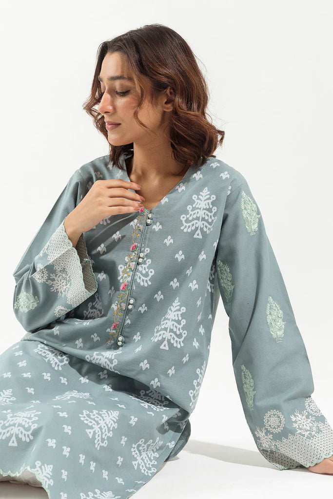 Embroidered Slub Khaddar Kurta
