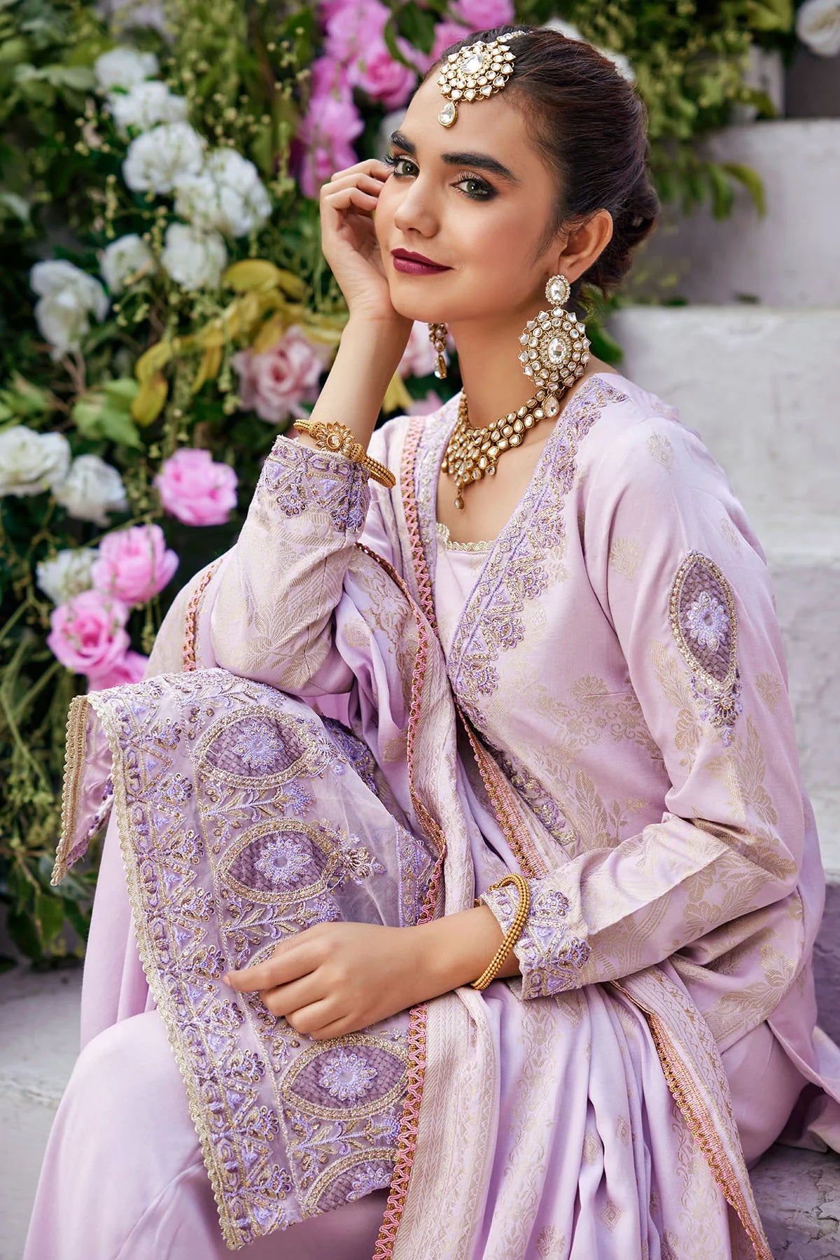 Lilac Embroidered Jacquard Suit