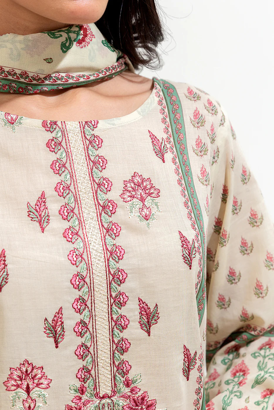 Embroidered Lawn Suit
