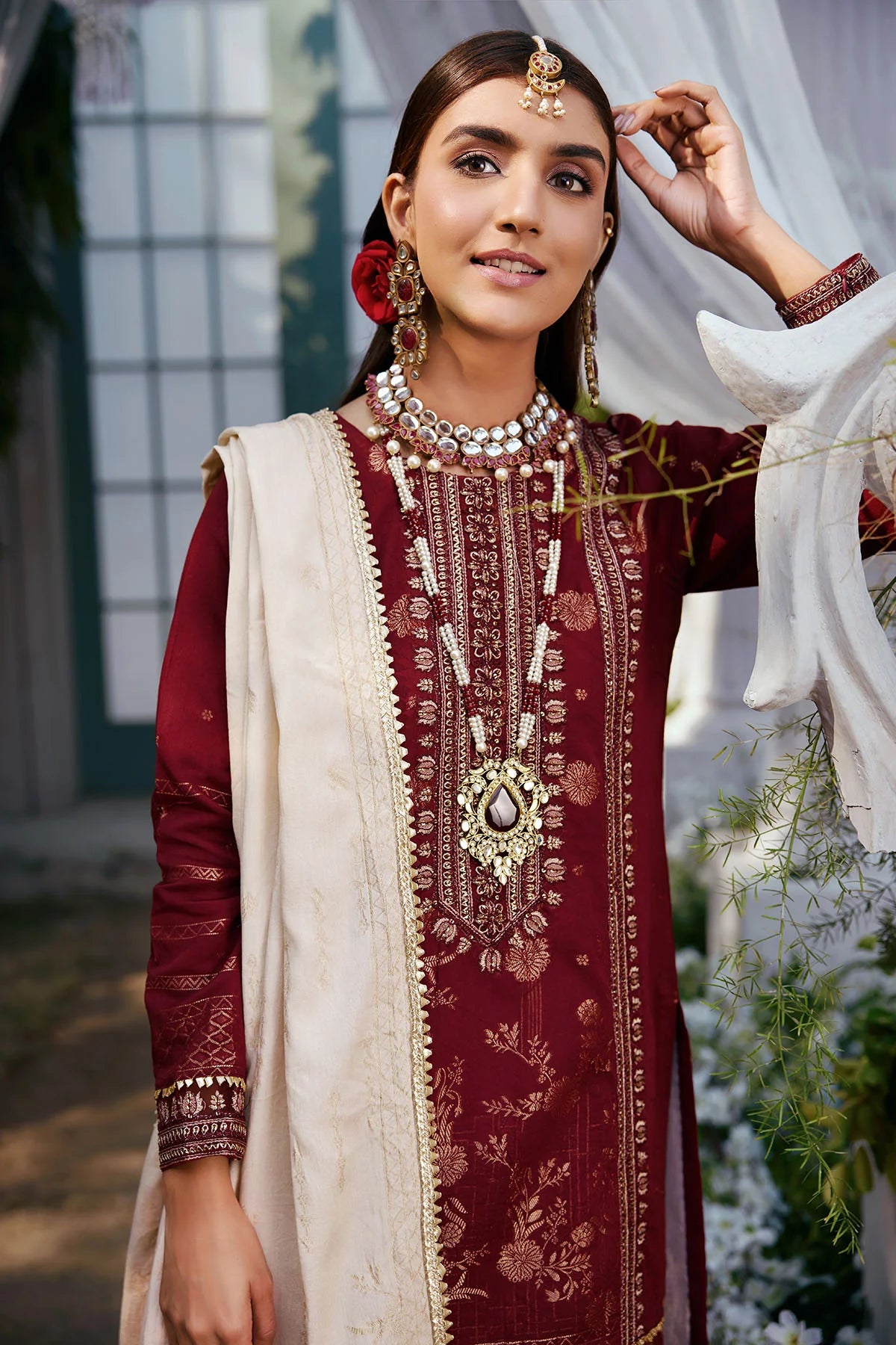 Red Embroidered Jacquard Suit