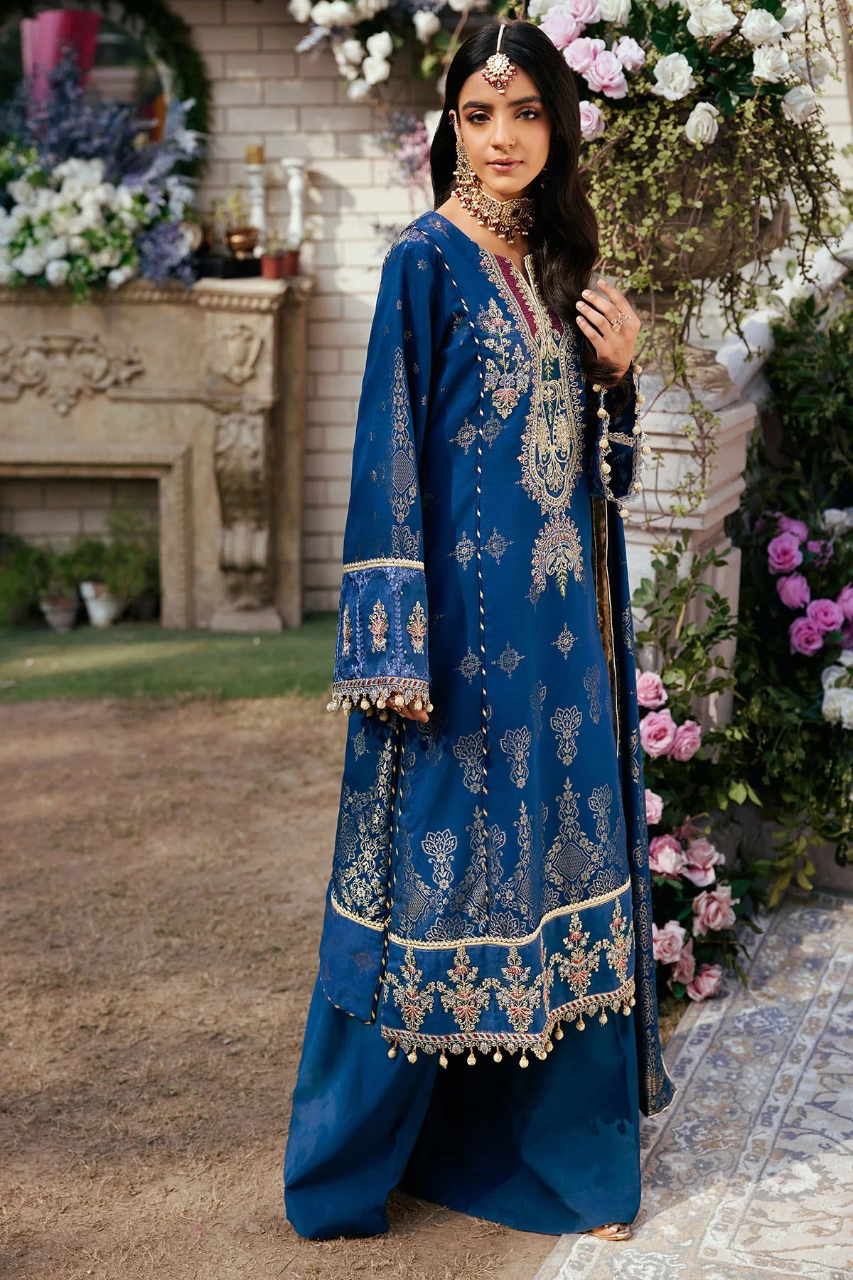 Blue Embroidered Jacquard Suit