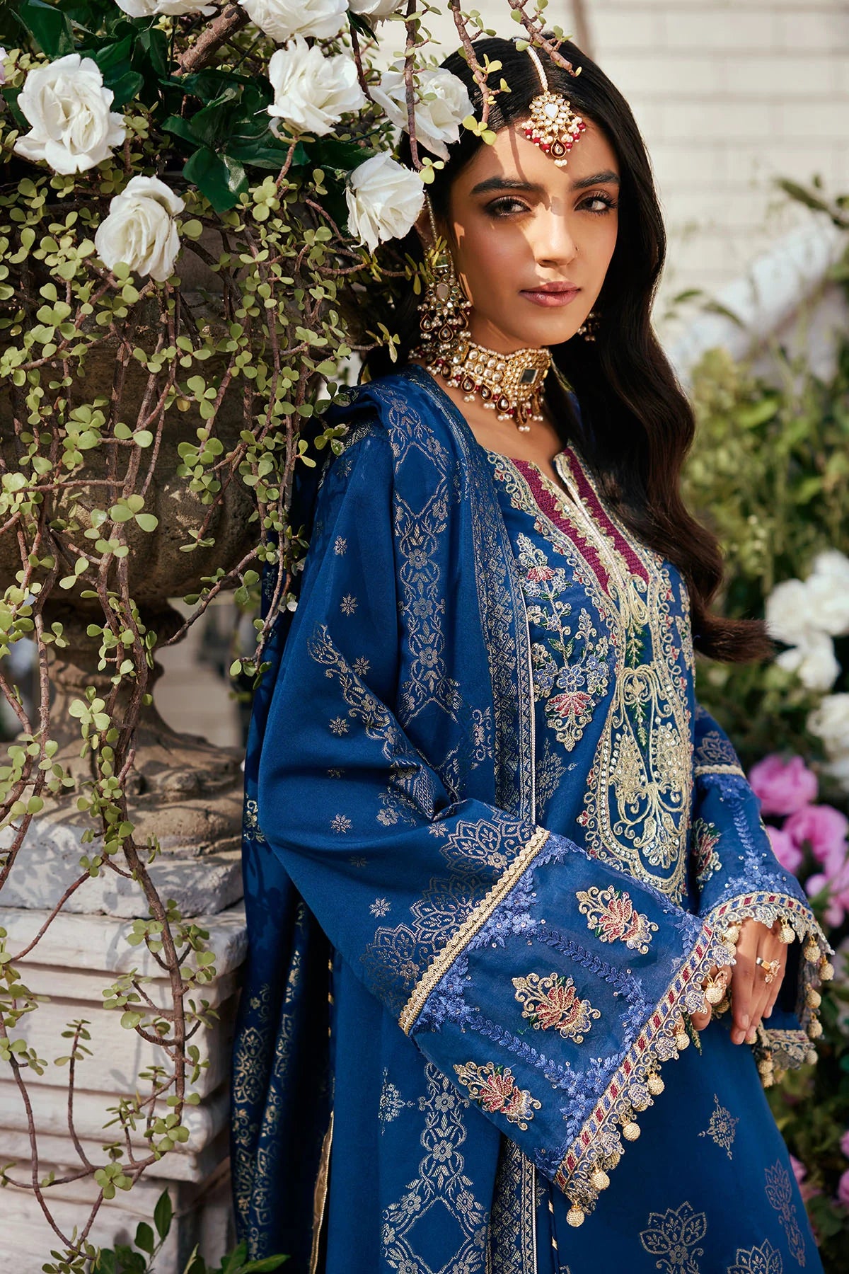 Blue Embroidered Jacquard Suit